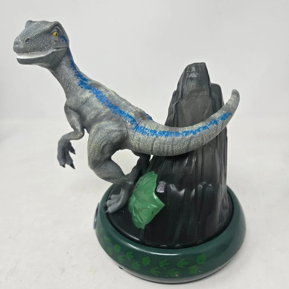 Jurassic World Blue Velociraptor Dinosaur Electronic Night Light Figure‎